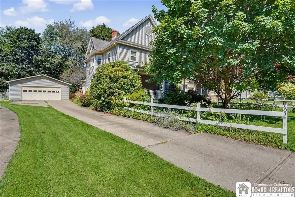 805 Main Street, Olean