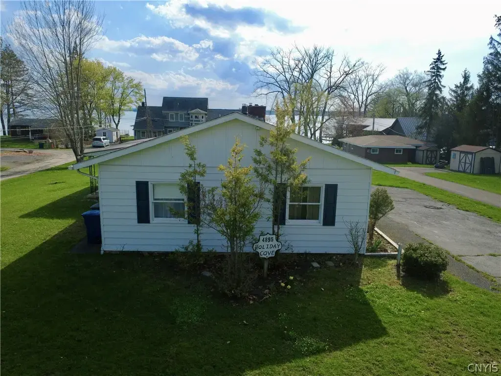 4895 Springport Cove Road, Springport