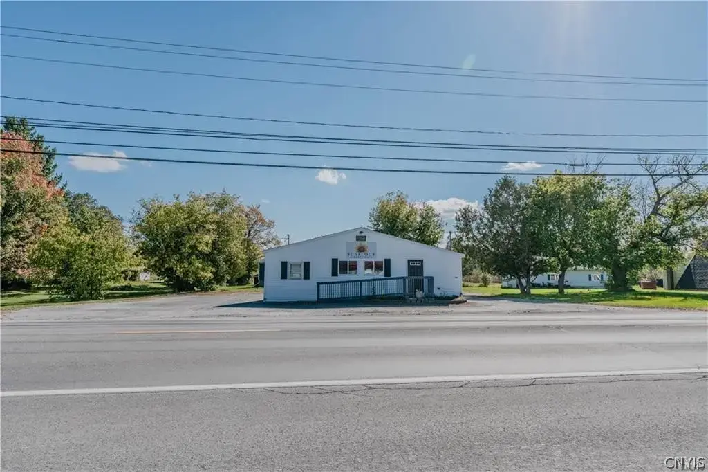 1034 Us Highway 11, Gouverneur