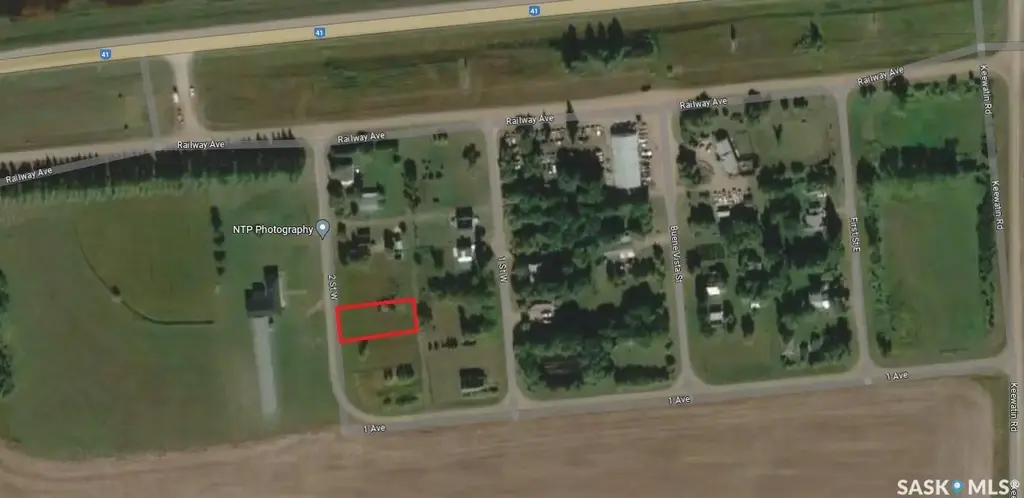 108 2nd Street W, Invergordon Rm No 430