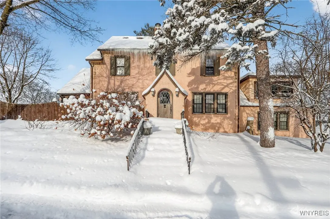 Photo of Listing #B1660835