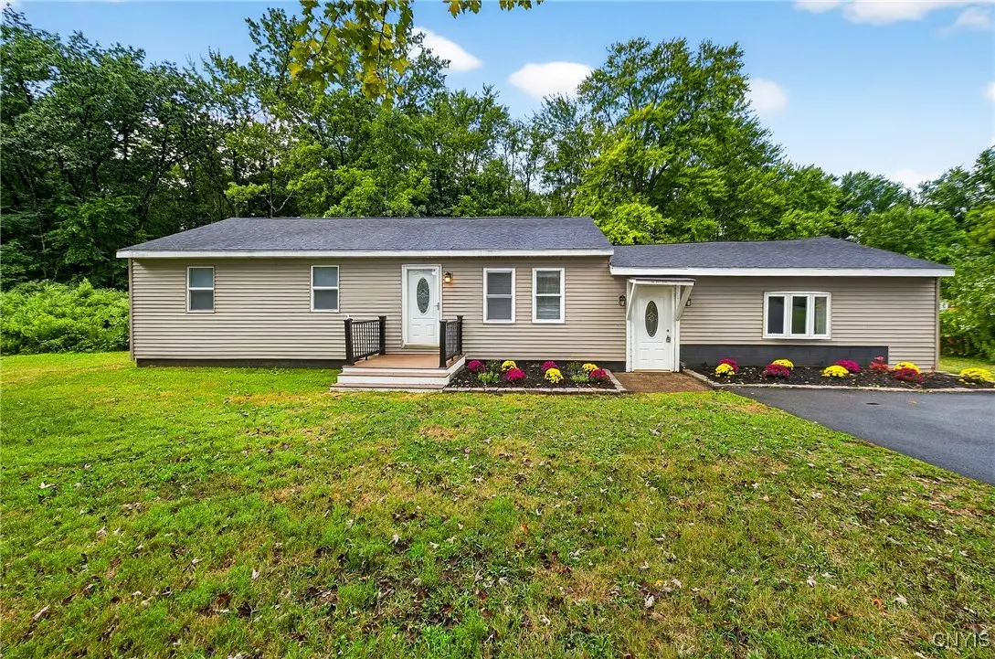 Photo of Listing #S1661169