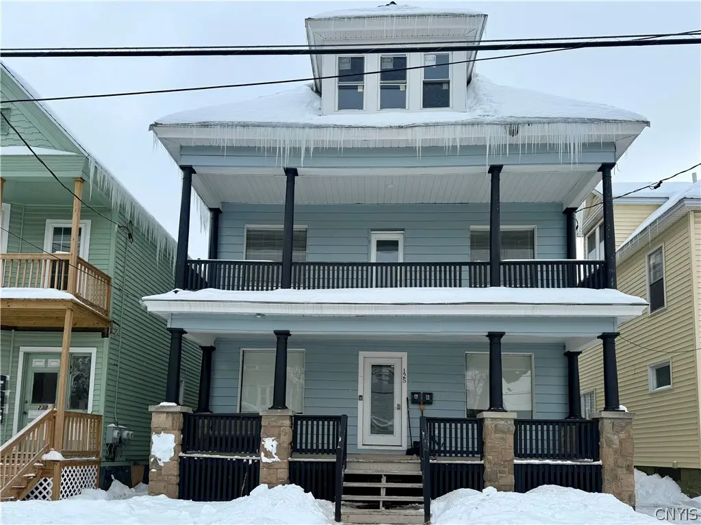 Photo of Listing #S1661321