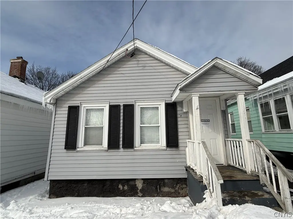 Photo of Listing #S1661385