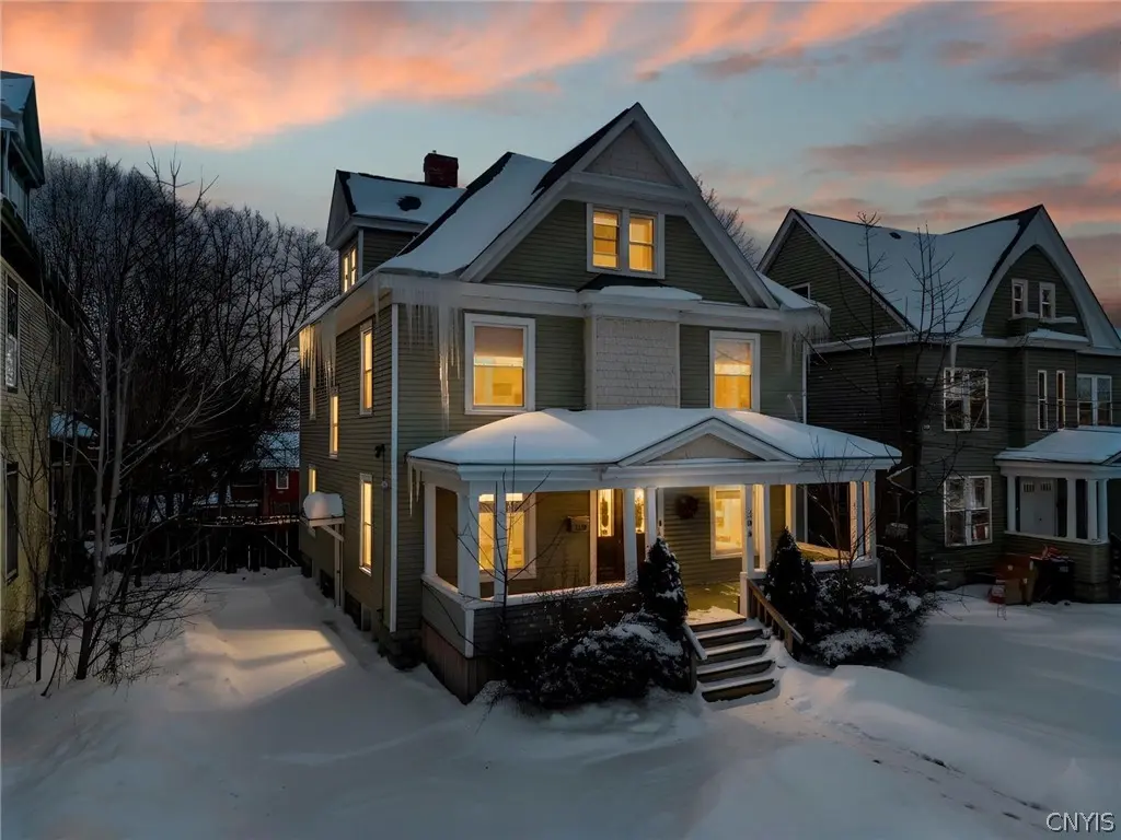 Photo of Listing #S1661611