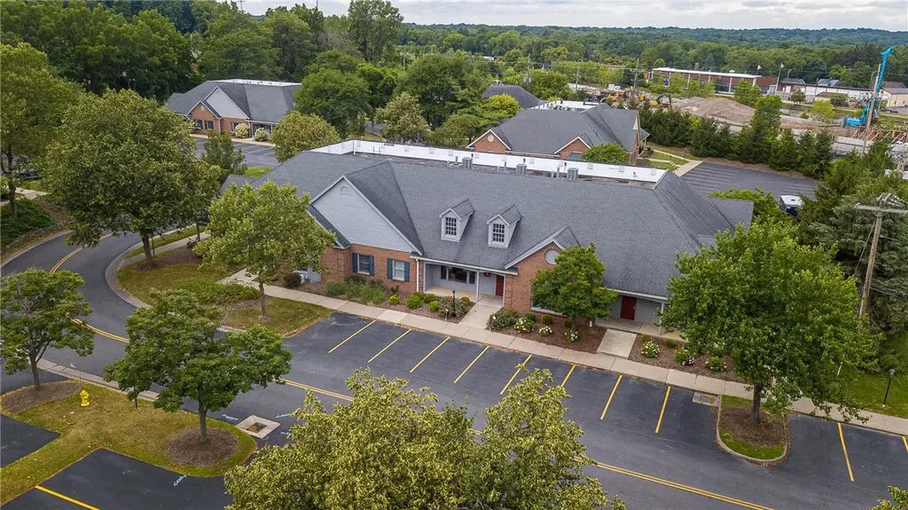 71 Monroe Avenue, Pittsford