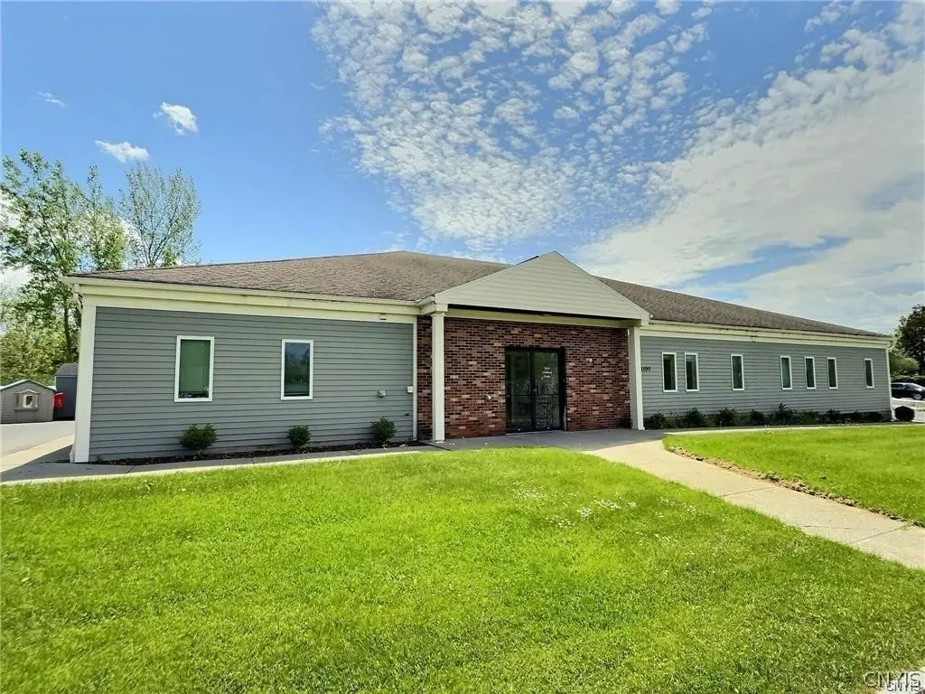 Photo of Listing #S1662330