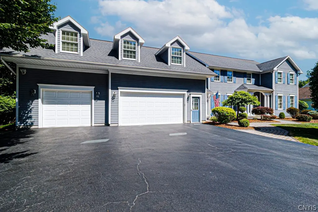 Photo of Listing #S1661943