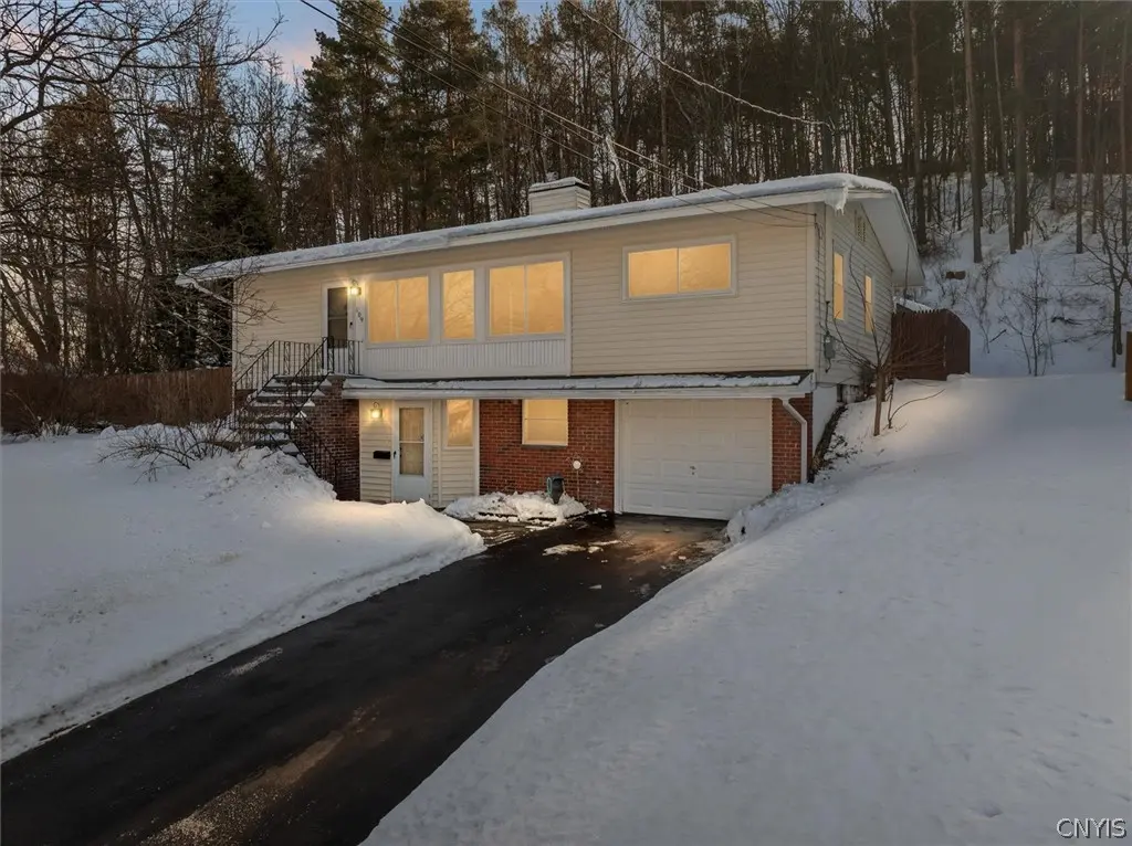 Photo of Listing #S1661939