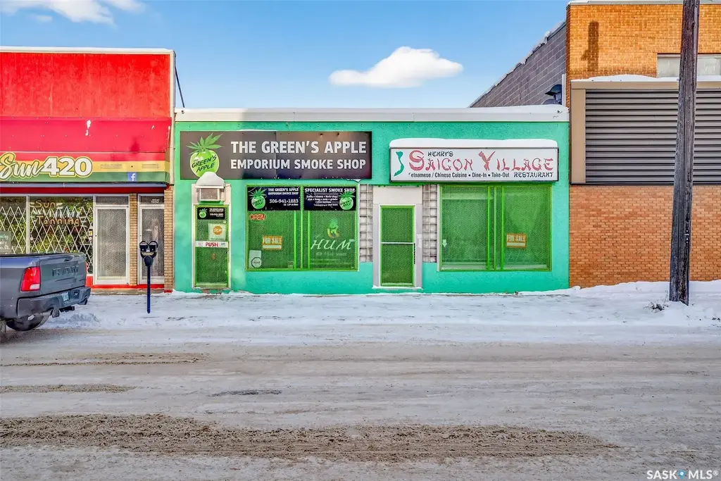 56 13th Street W, Prince Albert