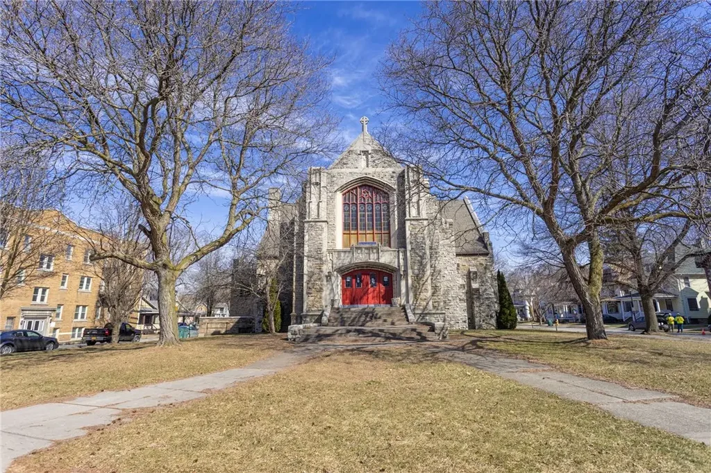 1006 Monroe Avenue, Rochester