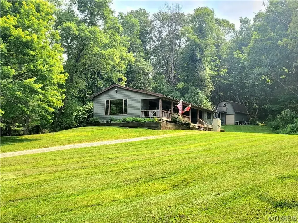 4957 Rt-242, Franklinville