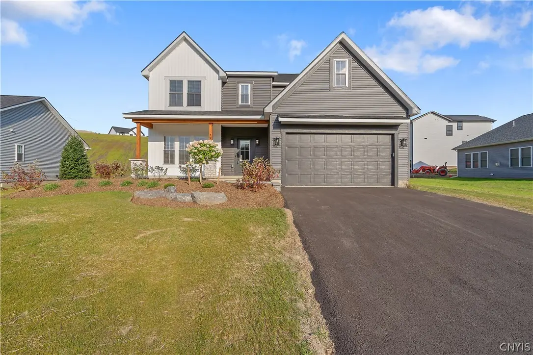 Photo of Listing #S1663681