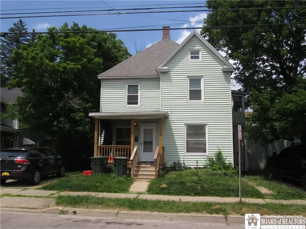 812 Newland Avenue, Jamestown