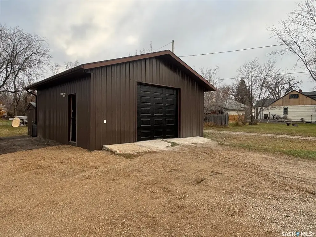 209 5th Avenue N, Naicam