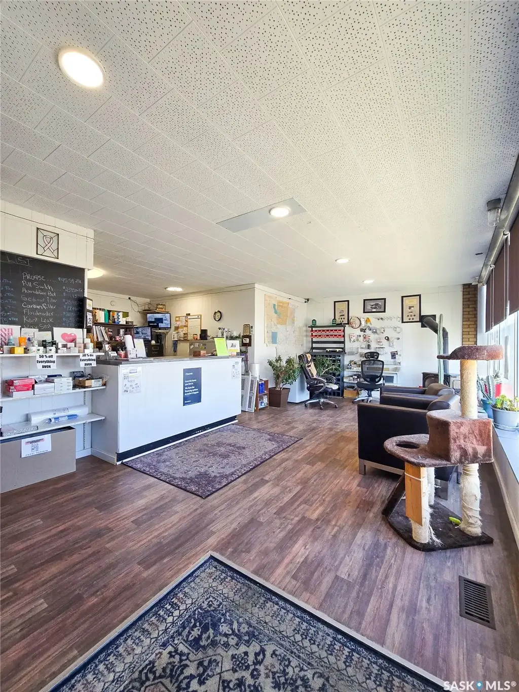 427 Main Street, Melville