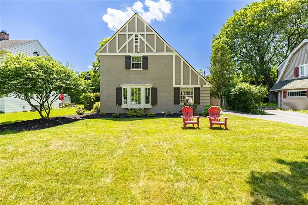 51 Buffard Drive, Brighton