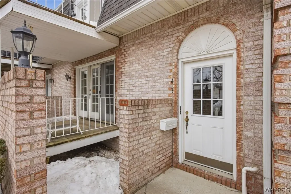 4595 Chestnut Ridge Road # 3, Amherst