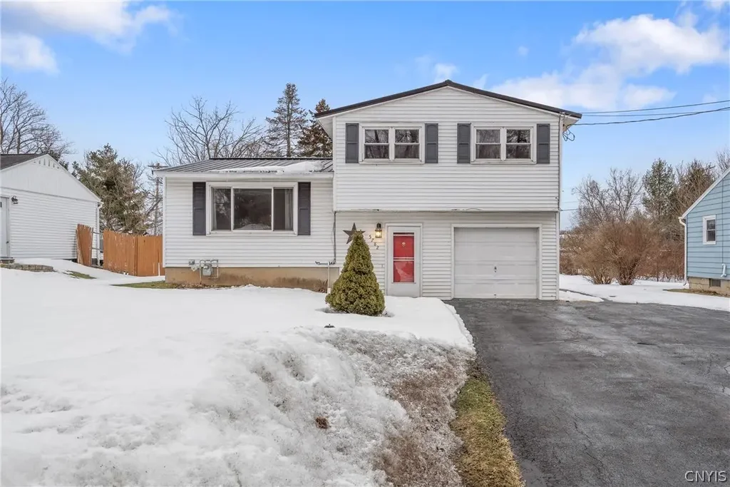 5782 Noel Road, Cicero