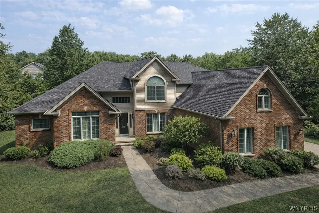 22 Woodthrush, Orchard Park