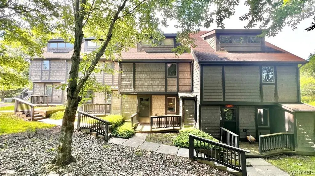118 Holiview, Ellicottville