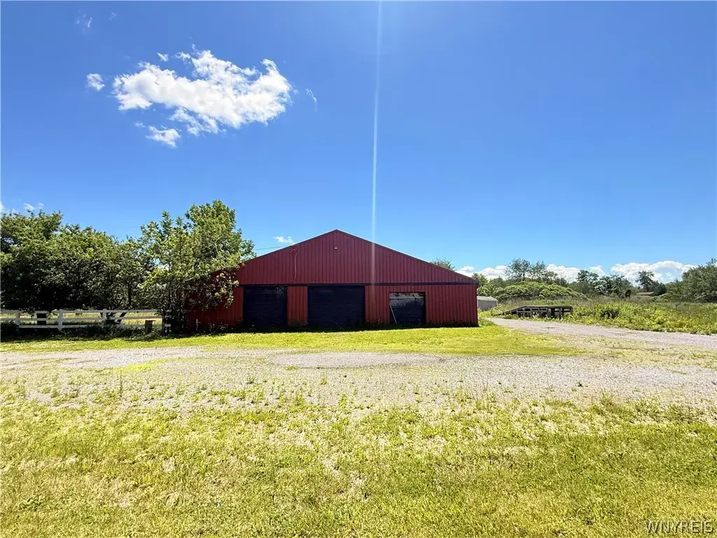 13081 Main Road, Newstead