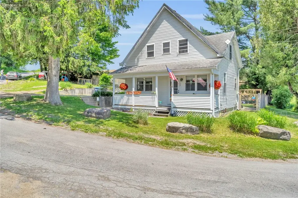 102 Lougheed Road, Milford
