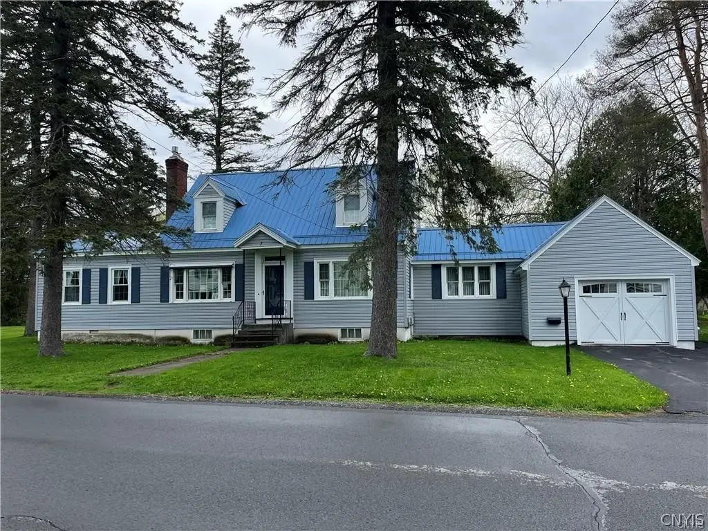 7 Roberts Street, Adams