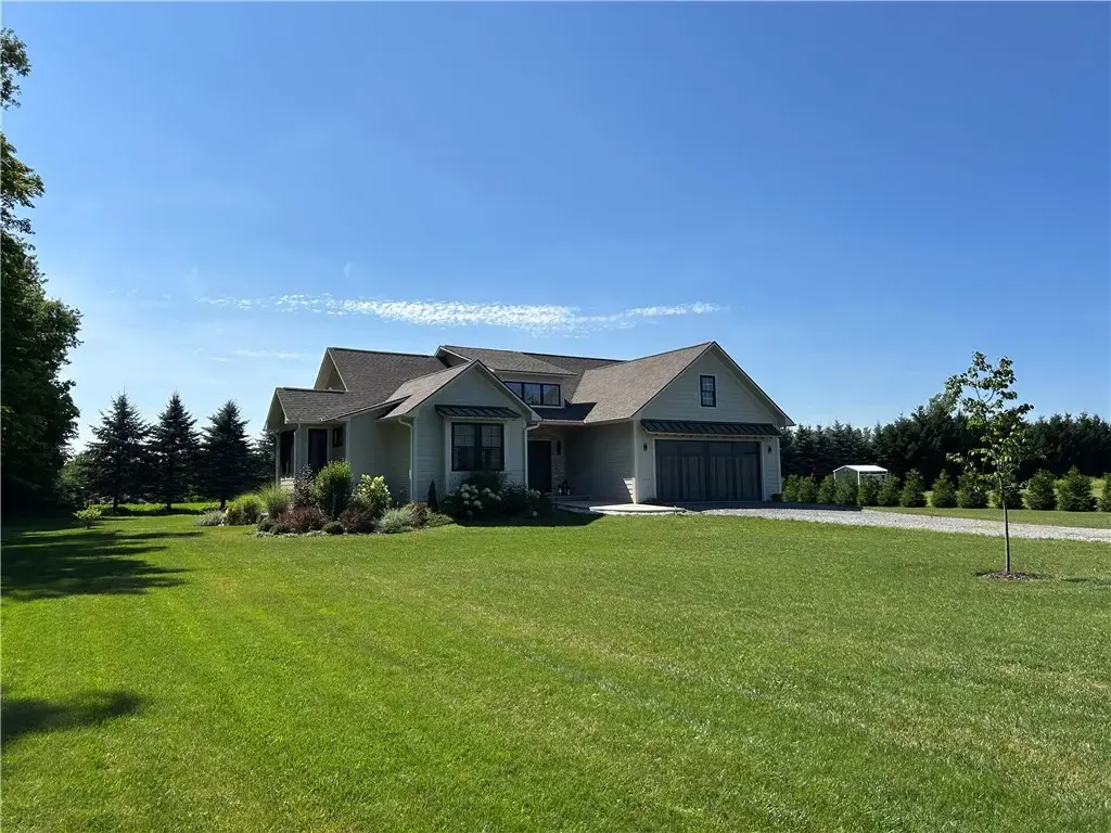 4559 Hoyt Road, Skaneateles
