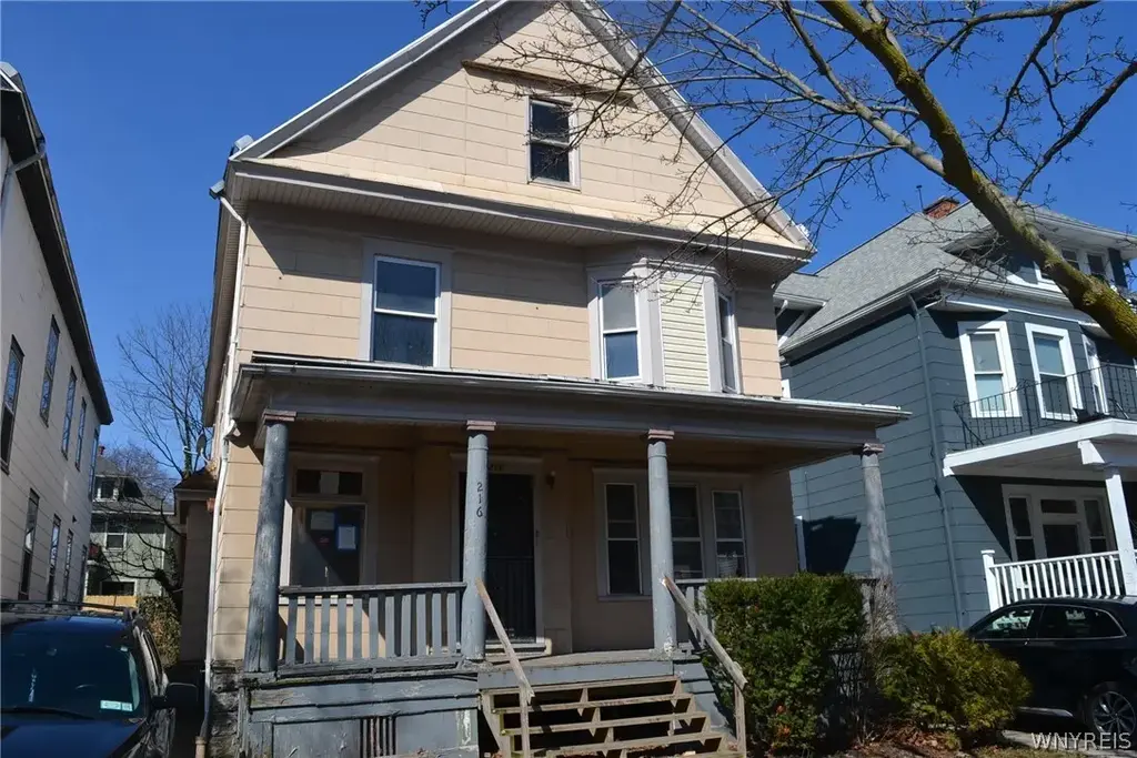 216 Oxford Avenue, Buffalo
