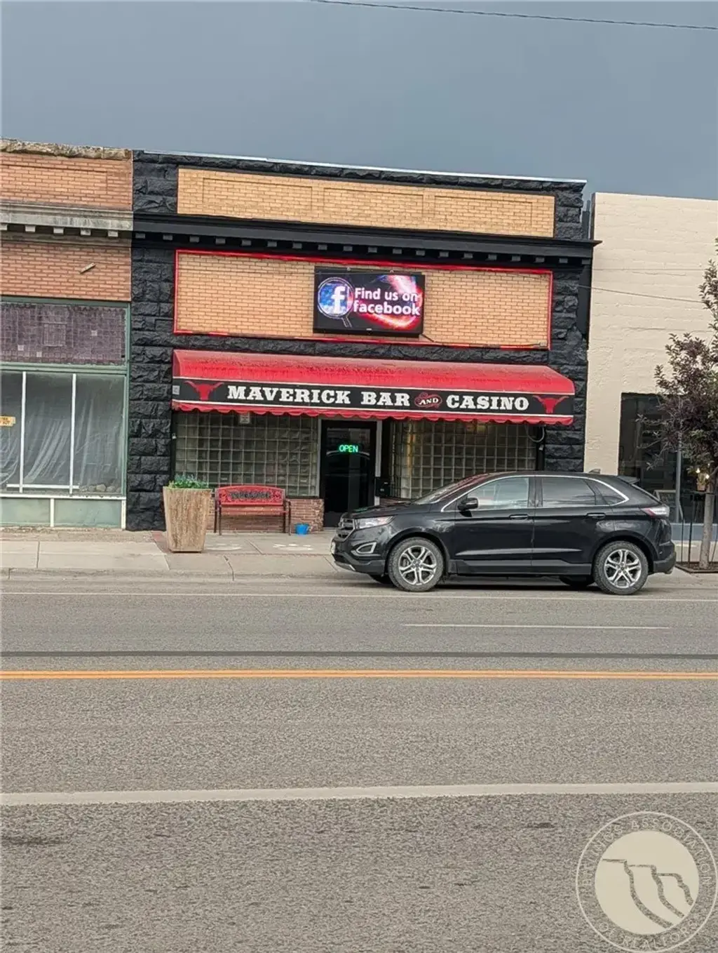 114 Main Street, Roundup