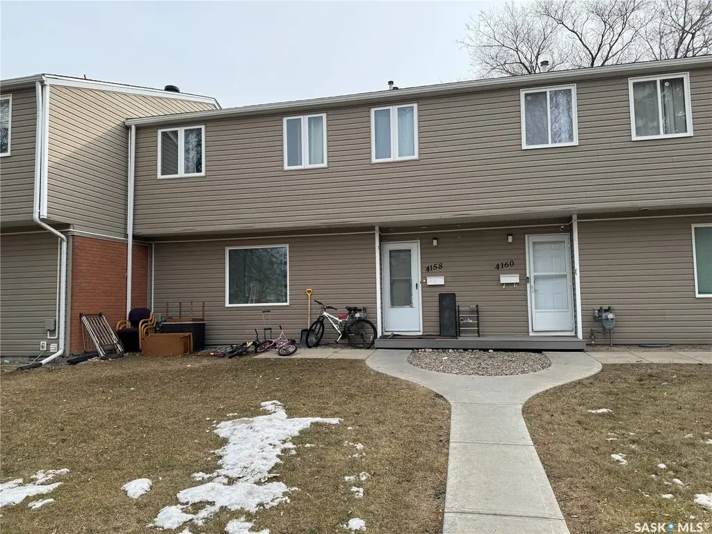 4158 Castle Road, Regina