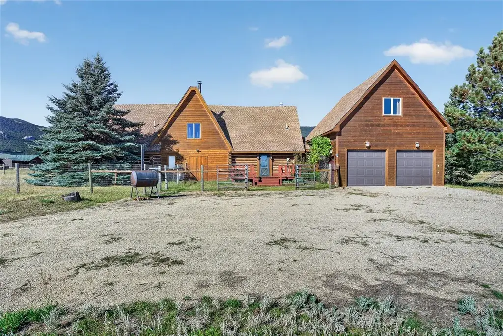 5 Comanche Trail, Red Lodge