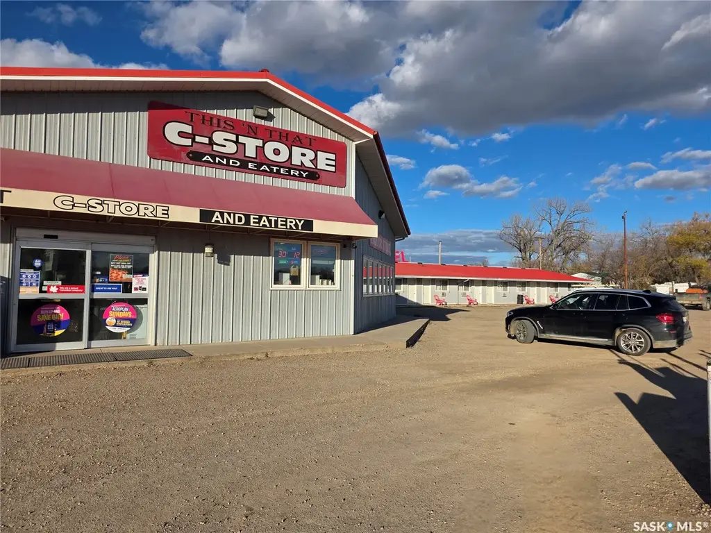 911 18 Highway, Carnduff