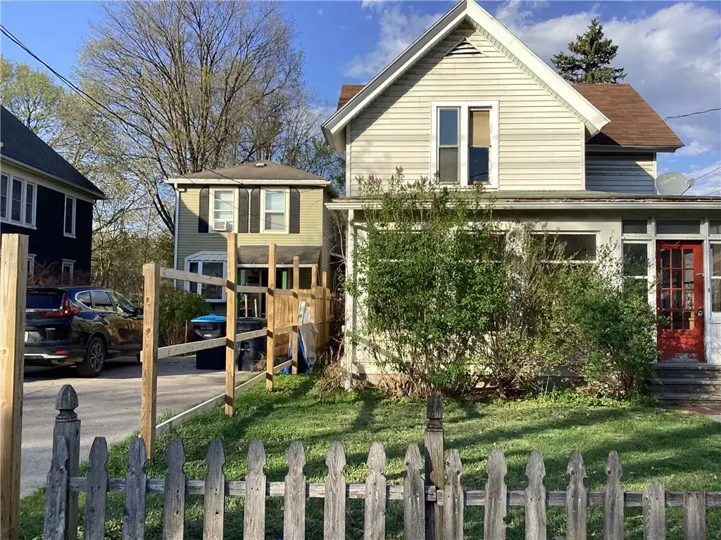 23 Grand Street, Oneonta