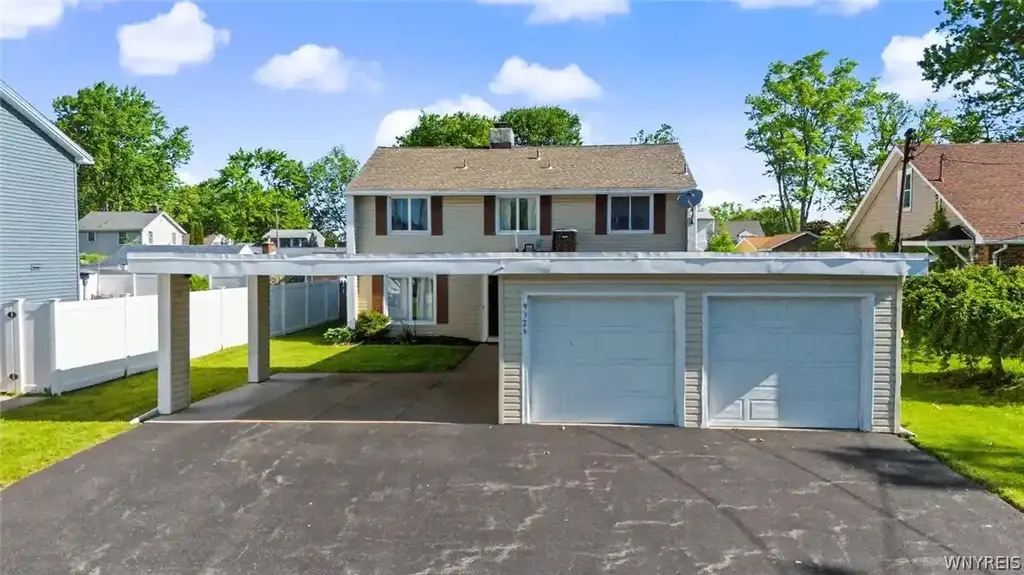 9326 Rivershore Drive, Niagara Falls