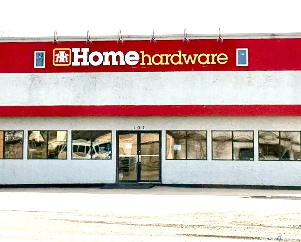 107 & 116 Brown Street, La Ronge