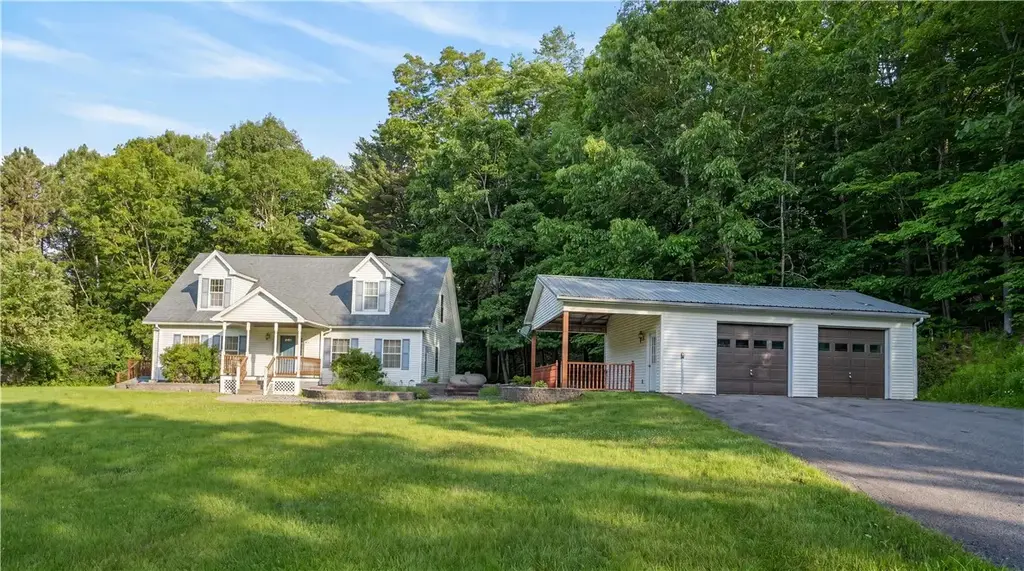 533 Glimmerglen Road, Otsego
