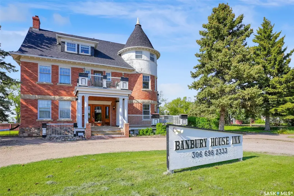 104 Front Street, Wolseley