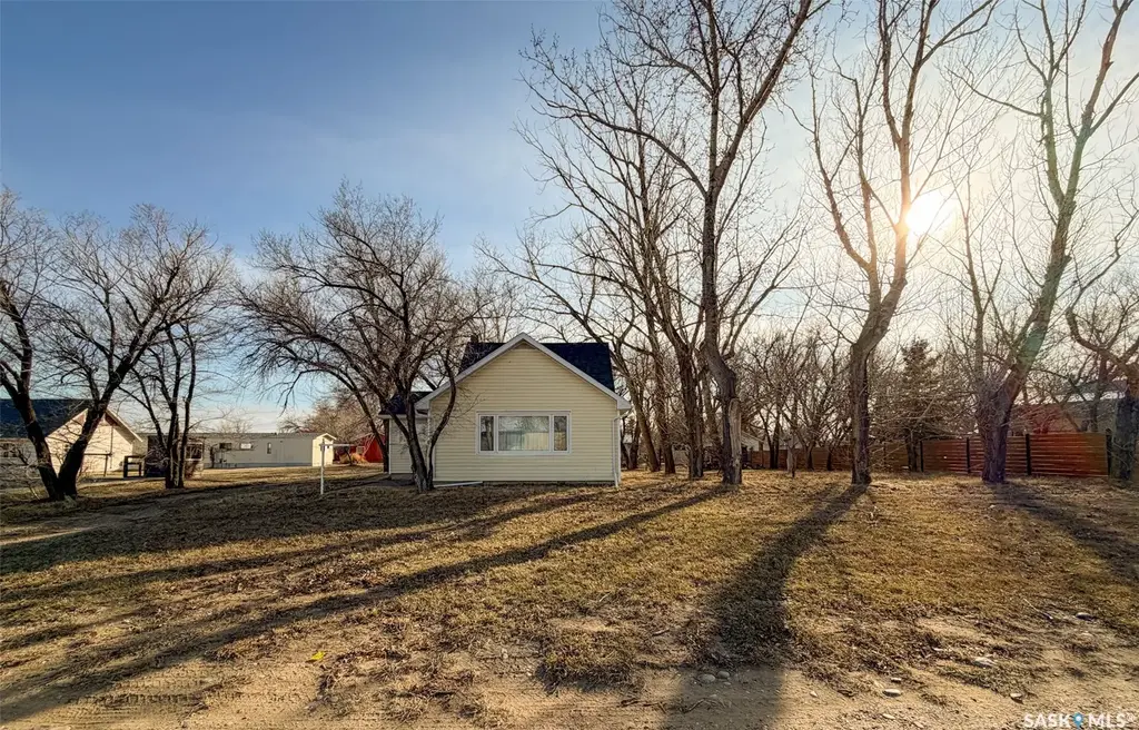 508 4th Street N, Val Marie