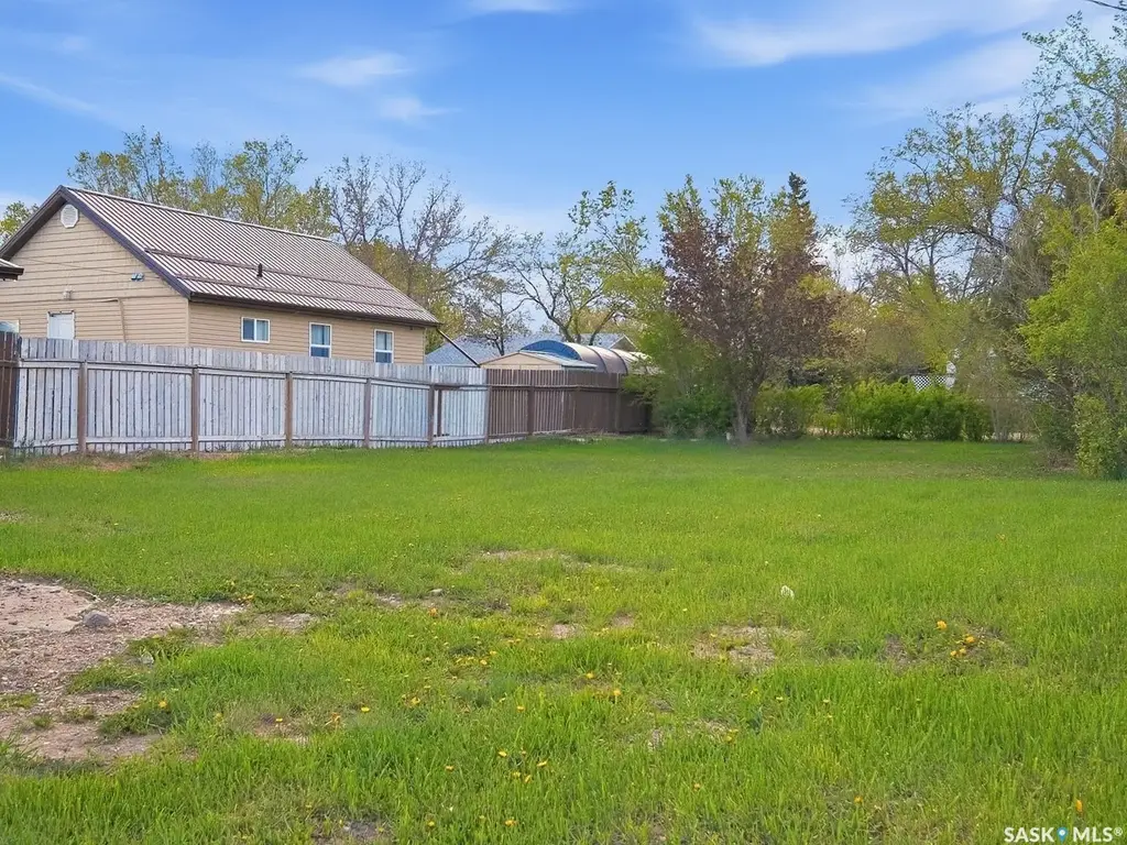 206 1st Avenue E, Rosetown