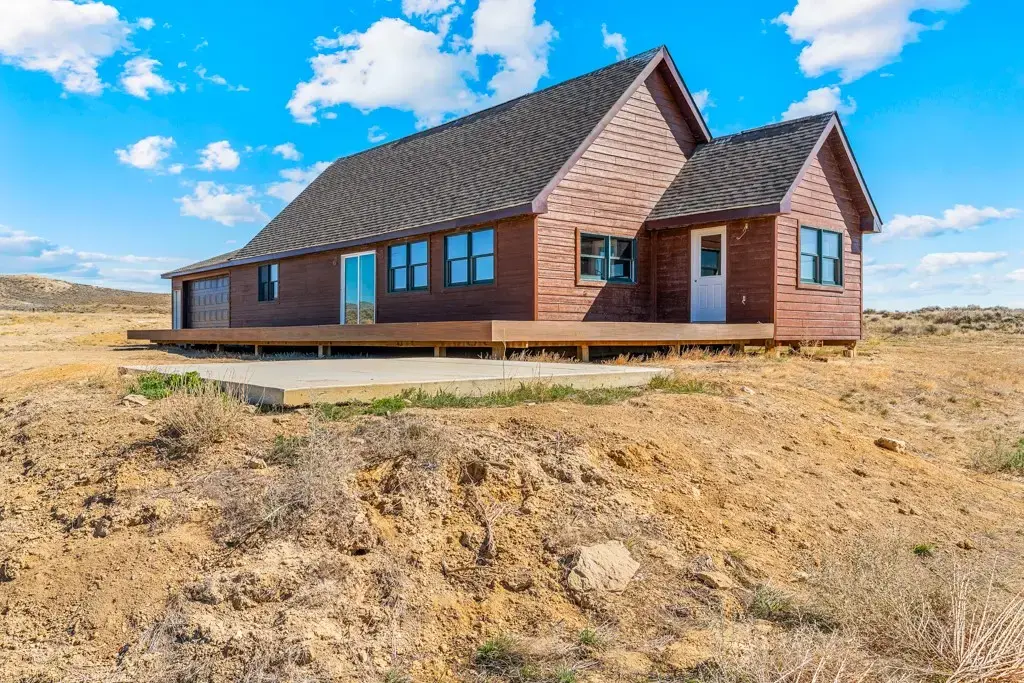 1311 Meeteetse Trail, Belfry