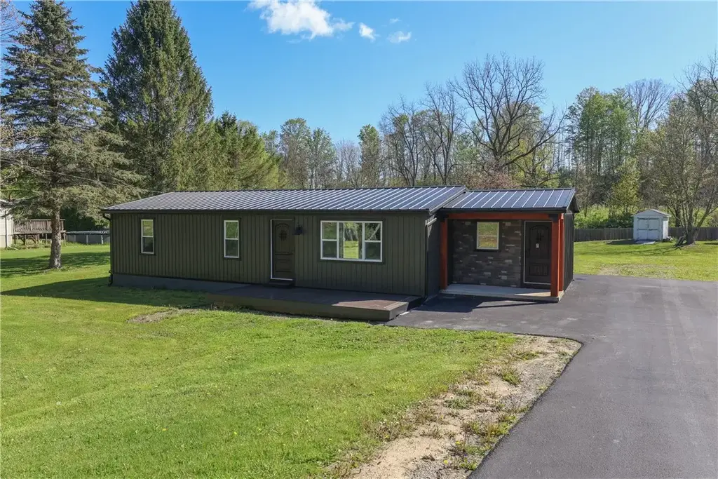 21 Bird Creek Road, Southport