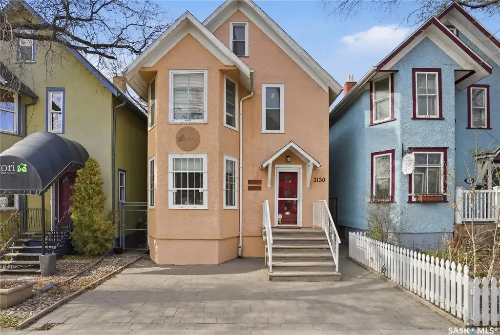 3130 13th Avenue, Regina