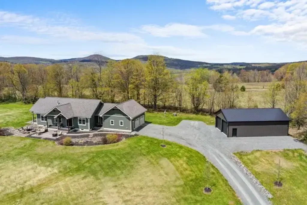 1025 Hobart Hill Road, Kortright
