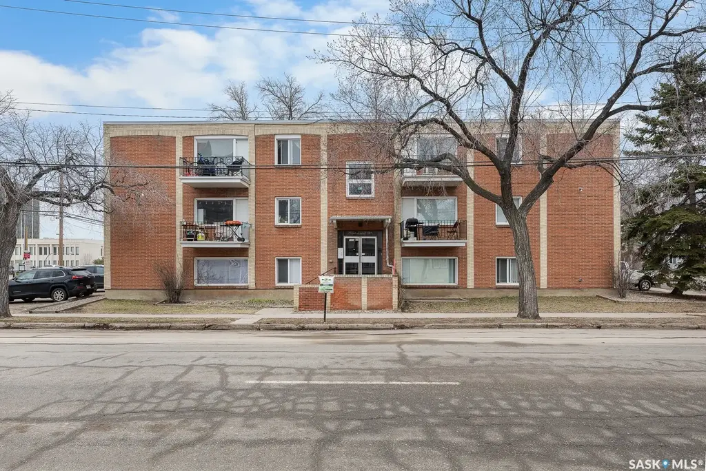 2320 13th Avenue 9, Regina
