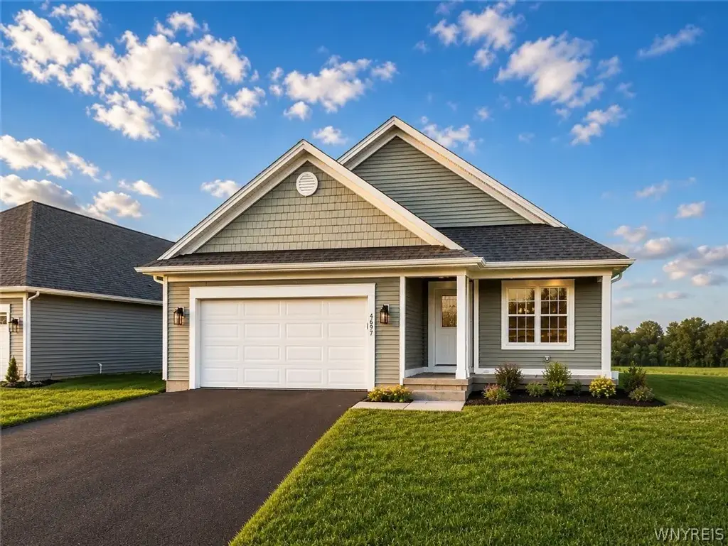 6687 Curtis Court, Lockport Town