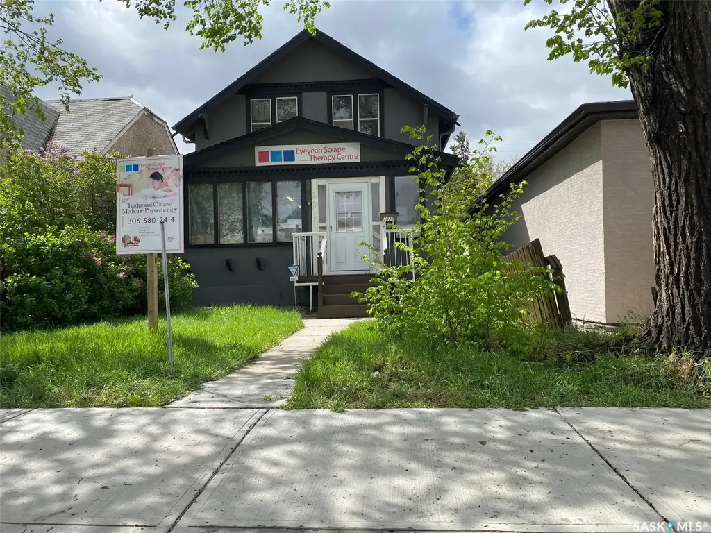 3033 Dewdney Avenue, Regina