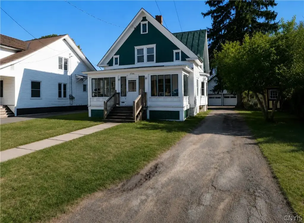 117 Thornton Avenue, Boonville