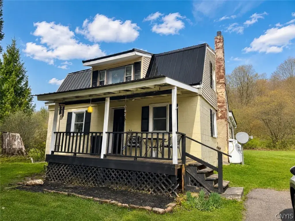 6698 Truxton Tully Road, Truxton